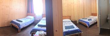 Семейный номер с душем в Гостевом доме Guest House Morskaya skazka